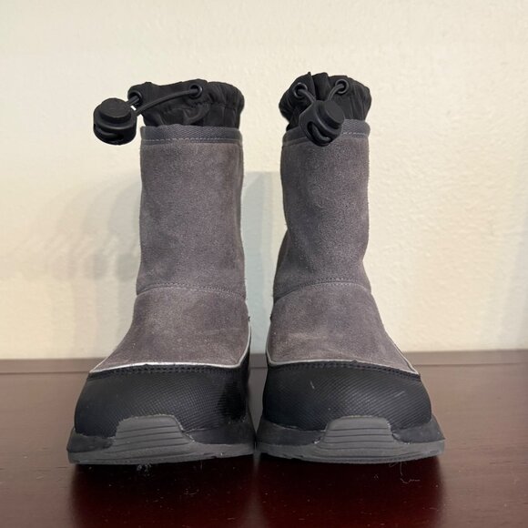 UGG Kirby Waterproof Boots BIG KIDS SIZE 11 (1103506K) Charcoal 3M Insulation - Picture 2 of 9